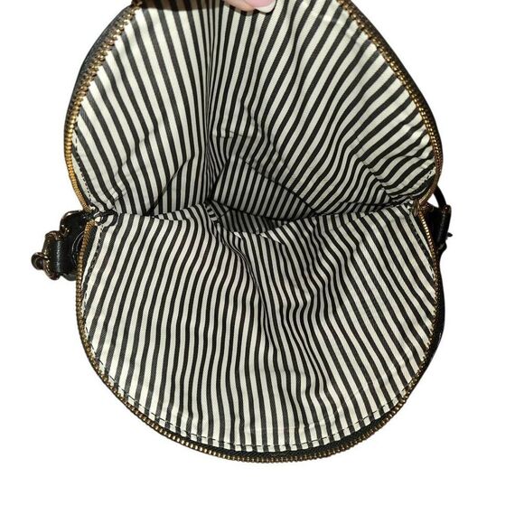 Kate Spade Black Leather Zipper Flap Chain Accent Medium Shoulder Bag - Picture 11 of 14